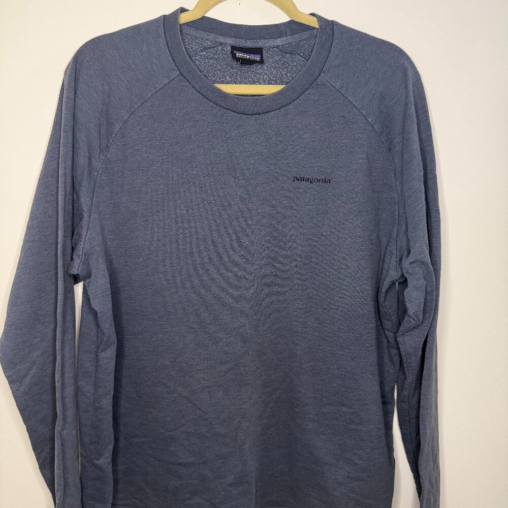 Patagonia P-6 Logo Lightweight Crewneck Sweatshirt Organic Cotton Blue - Large - Picture 2 of 6